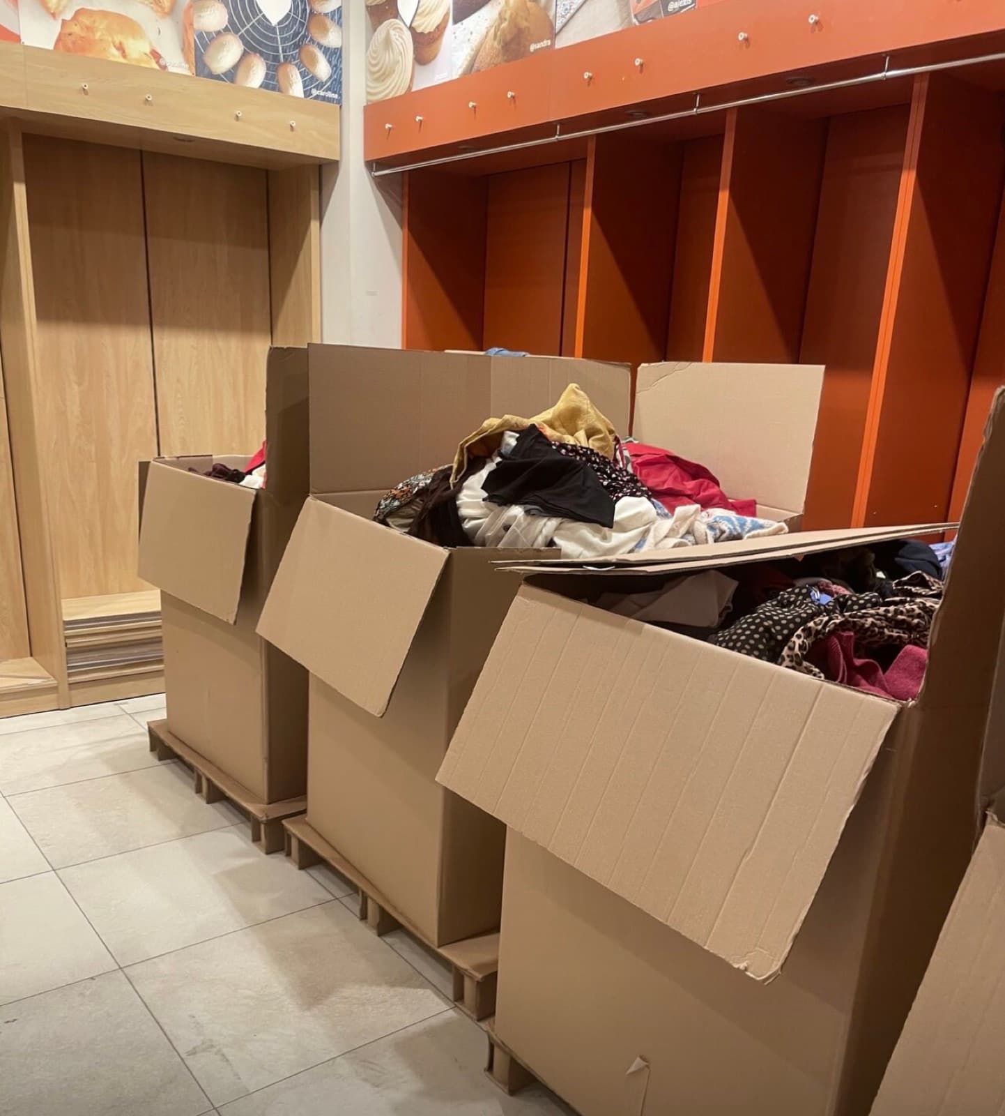 Redistribution de vêtements de seconde main — SOVADIS